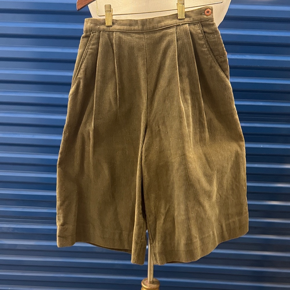 Vintage California Trends Olive Corduroy Culotte Shorts